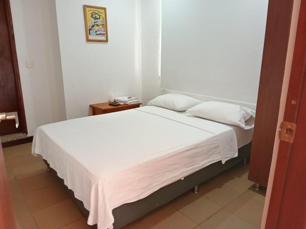 Hostal Aurora, Smith Lodging Таганга Екстер'єр фото